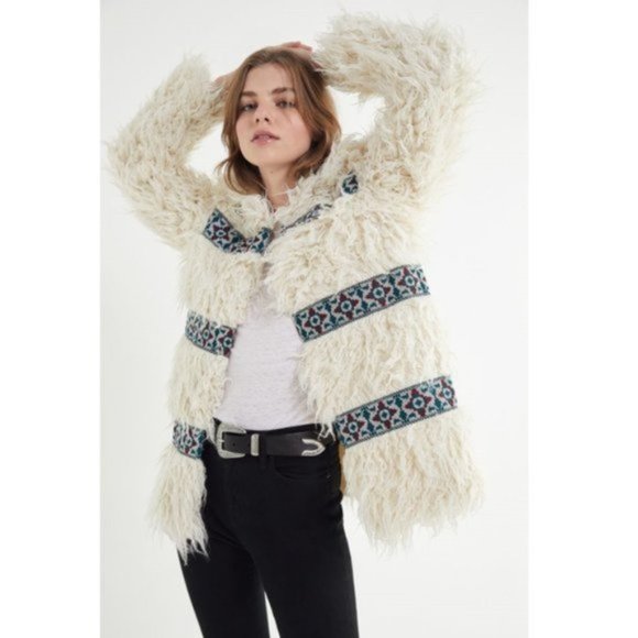 Urban Outfitters Rosa Faux Fur Coat - EUC - Picture 2 of 3